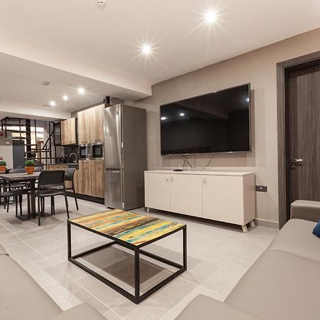 Charming,Comfortable And Centrally Located Group Accomodation Gzira 外观 照片